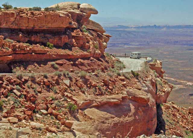 the Moki Dugway